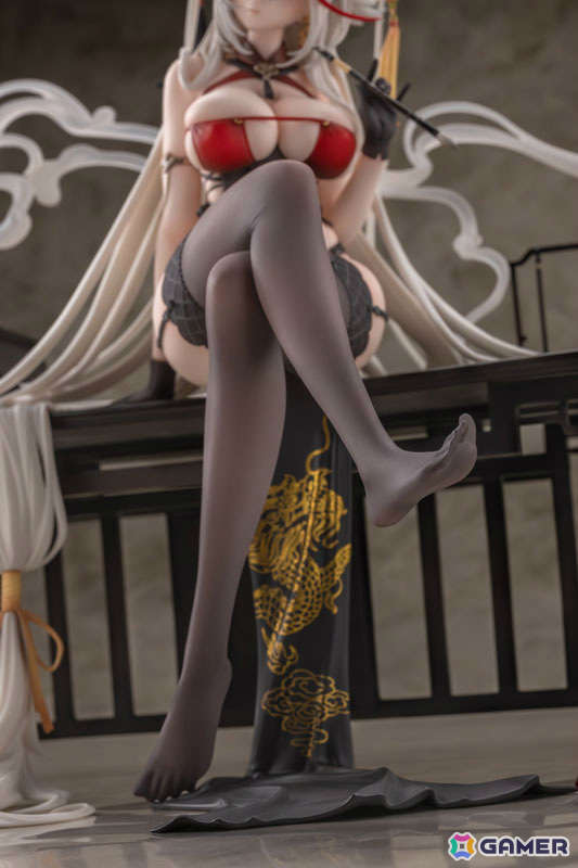 「アズレン」より「エーギル 祥雲に昇る金龍Ver.」が1/6スケールフィギュアに！机や香炉、煙エフェクトなども付属の画像