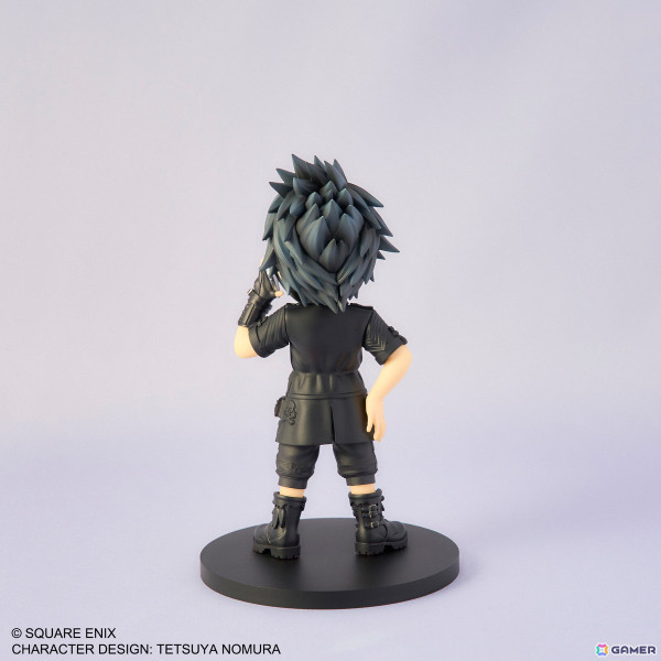 「FFXV」ノクティスのアドラブルアーツが11月30日に発売！付属パーツの剣やスマートフォン、交換顔・腕により別のポージングを楽しめるの画像