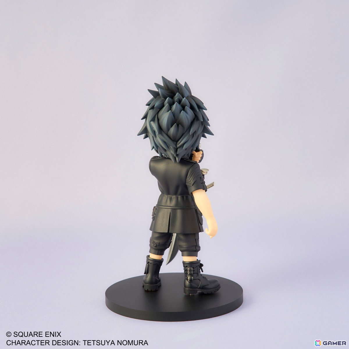 「FFXV」ノクティスのアドラブルアーツが11月30日に発売！付属パーツの剣やスマートフォン、交換顔・腕により別のポージングを楽しめるの画像4