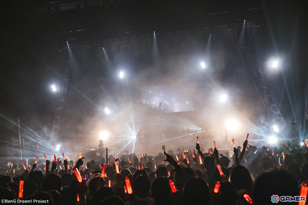 Ave Mujica 2nd LIVE「Quaerere Lumina」神奈川公演をレポート!楽曲と映像パートで観客を魅了、まるでライブを通して1つの物語を見ているような感覚にの画像