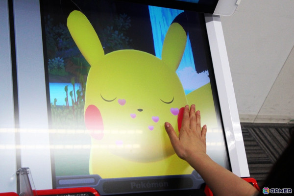 「ポケモンフレンダ」先行試遊会レポート！ピカチュウをなでたり、ボールを投げたりと気分はポケモントレーナーの画像14