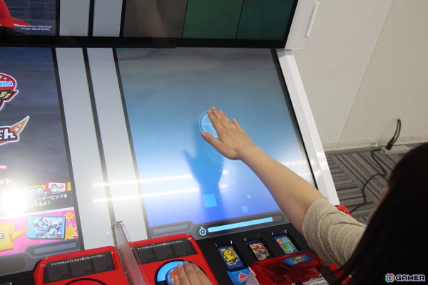 「ポケモンフレンダ」先行試遊会レポート！ピカチュウをなでたり、ボールを投げたりと気分はポケモントレーナーの画像9