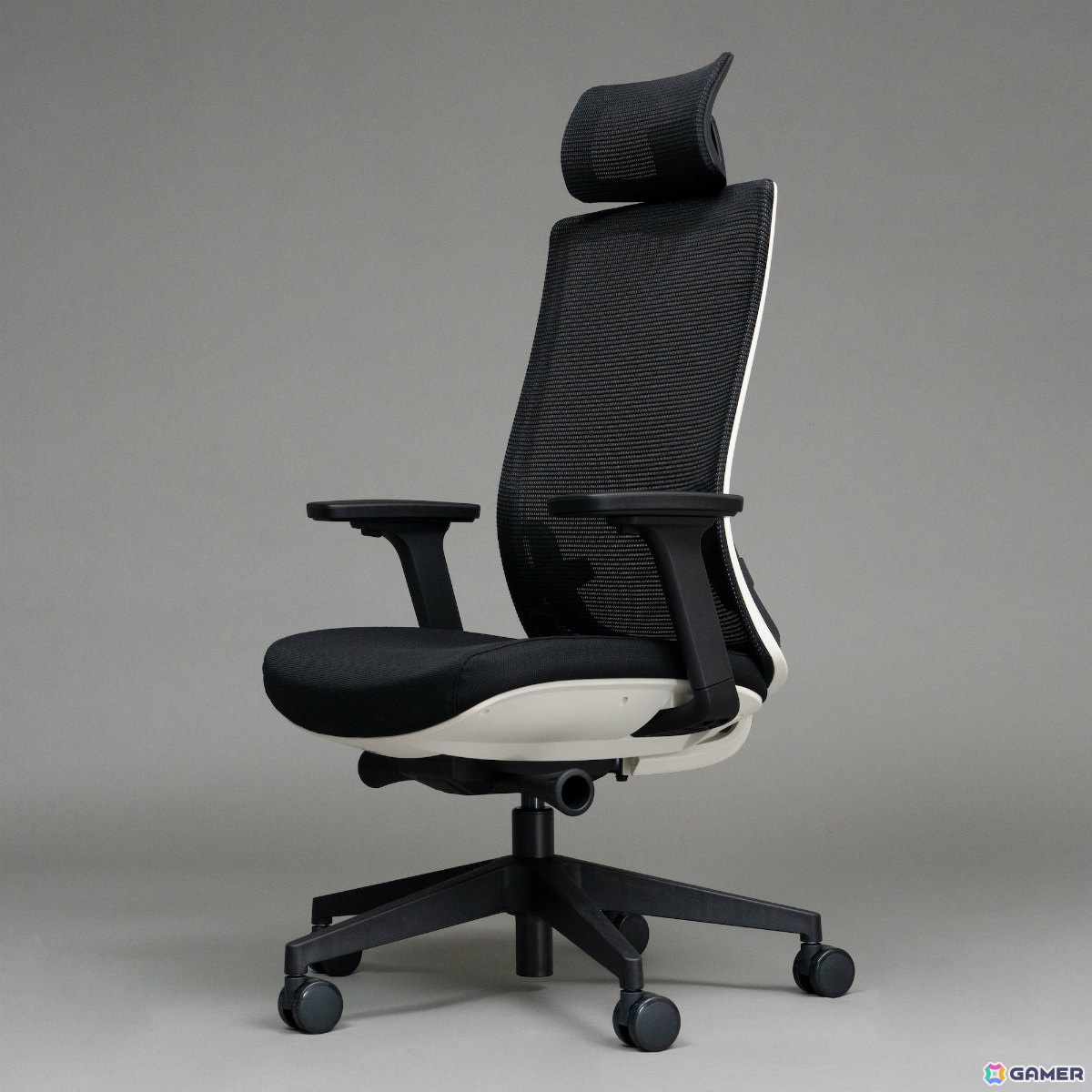 オーイシマサヨシさん、加藤純一さんのサイン入りゲーミングチェア「AIMchair」が当たるキャンペーンが実施！の画像4