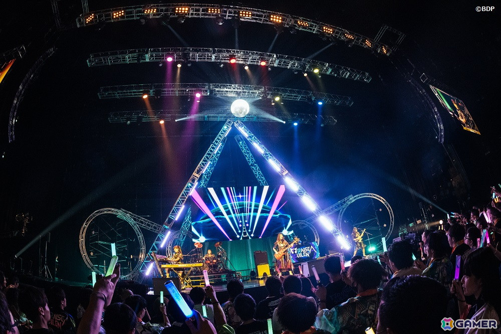 ファン投票で人気の楽曲を10曲披露！RAISE A SUILEN LIVE 2024「ESSENTIALS」DAY1をレポートの画像