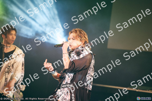 「ブラスタ」ライブツアー「BLACK TOUR 2023」のBlu-rayが9月10日に発売！フォトブックなどが付いた初回限定版も登場の画像2