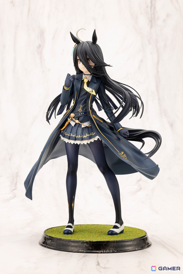 ウマ娘 プリティーダービー」よりマンハッタンカフェが1/7スケール