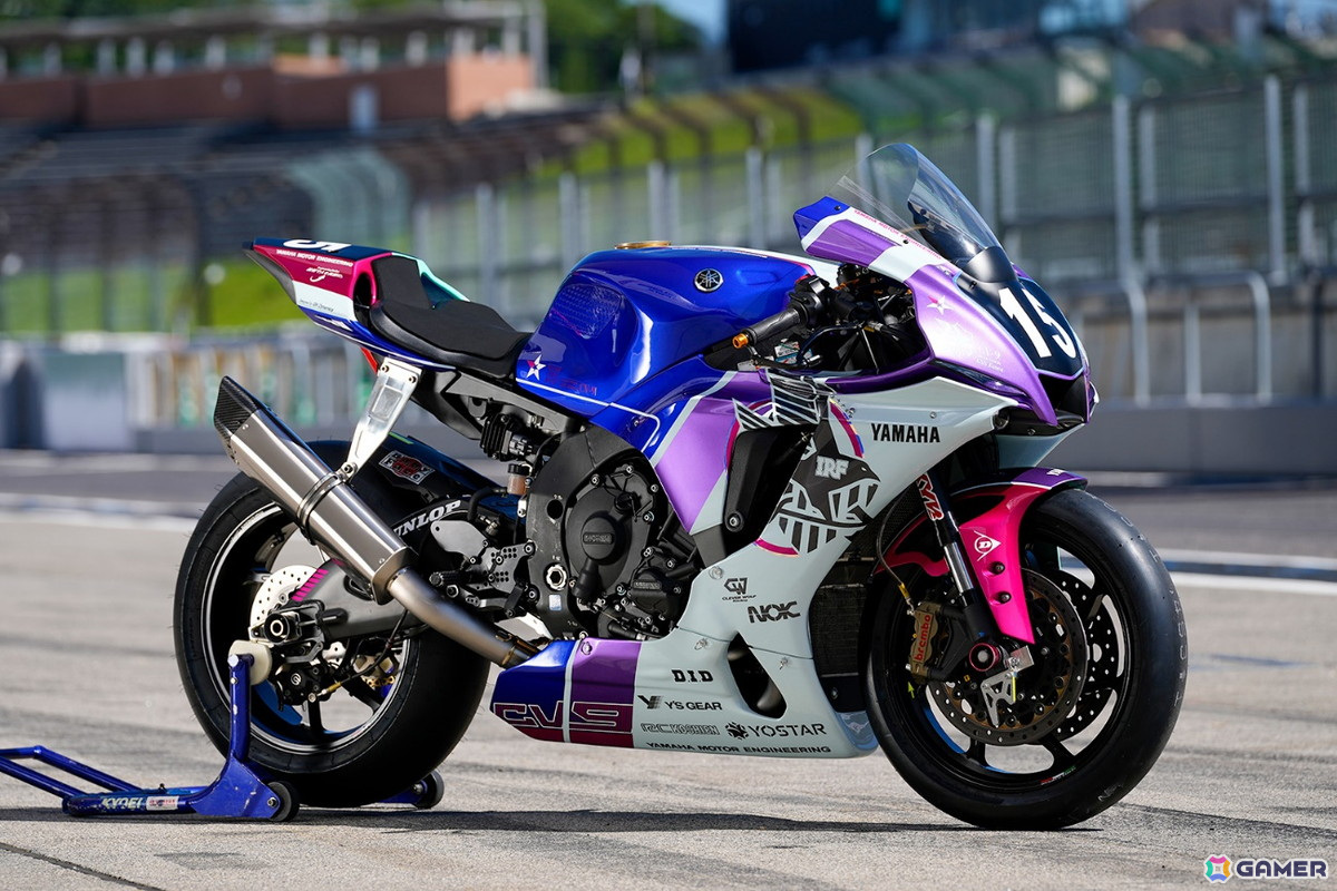 コラボレース車両「YZF-R1 ESSEX SP 2024Ver.」