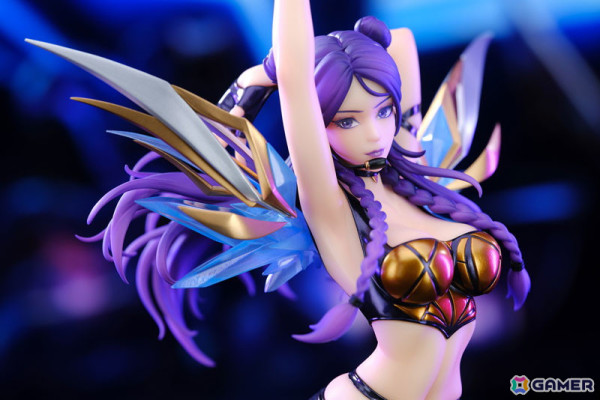 「リーグ・オブ・レジェンド」カイ=サがバーチャルガールズグループ「K/DA」の姿で1/7スケールフィギュア化！の画像1