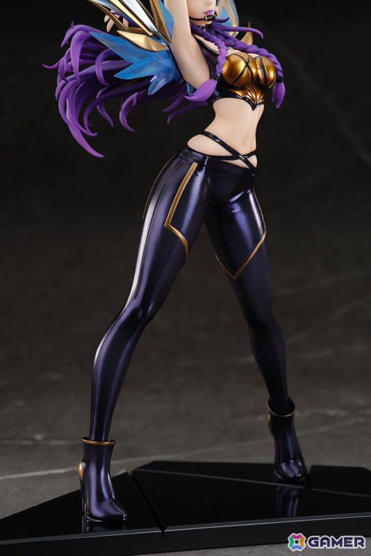「リーグ・オブ・レジェンド」カイ=サがバーチャルガールズグループ「K/DA」の姿で1/7スケールフィギュア化！の画像