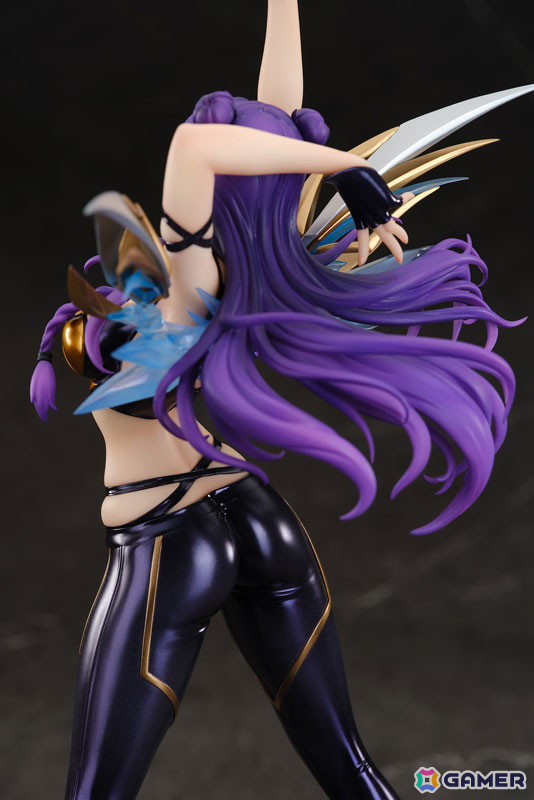 「リーグ・オブ・レジェンド」カイ=サがバーチャルガールズグループ「K/DA」の姿で1/7スケールフィギュア化！の画像
