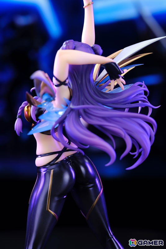 リーグ・オブ・レジェンド」カイ=サがバーチャルガールズ