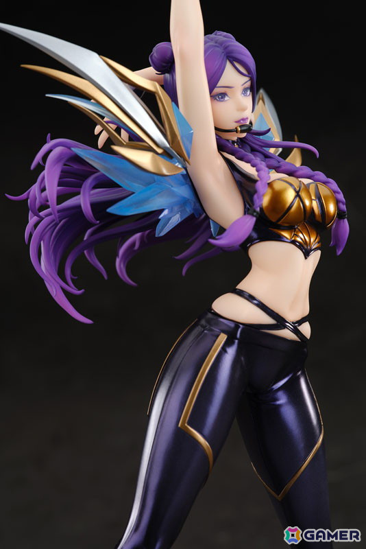 「リーグ・オブ・レジェンド」カイ=サがバーチャルガールズグループ「K/DA」の姿で1/7スケールフィギュア化！の画像