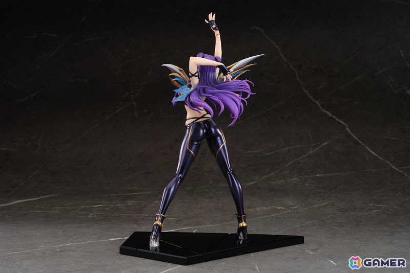 「リーグ・オブ・レジェンド」カイ=サがバーチャルガールズグループ「K/DA」の姿で1/7スケールフィギュア化！の画像