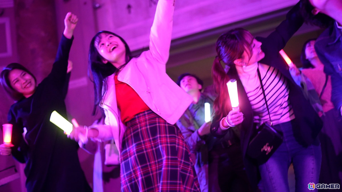 体験型アトラクション「【推しの子】イマーシブ・ラリー」ライブを盛り上げるアイテムを中心にオリジナルグッズ約50種が登場!の画像