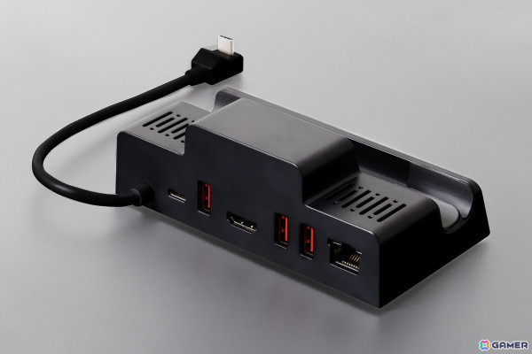 充電しながら映像出力や有線LANでの接続が可能なポータブルゲーミングPC用マルチポートドックが発売！の画像1