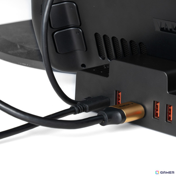 充電しながら映像出力や有線LANでの接続が可能なポータブルゲーミングPC用マルチポートドックが発売！の画像7