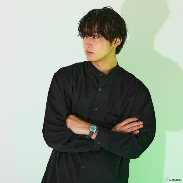 「グノーシア」プロデューサー・川勝徹氏とSuperGroupiesの共同企画によるコラボ腕時計＆バッグが登場！の画像