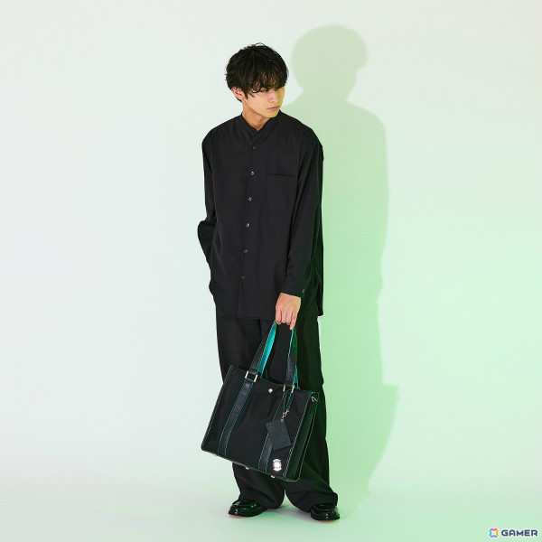 「グノーシア」プロデューサー・川勝徹氏とSuperGroupiesの共同企画によるコラボ腕時計＆バッグが登場！の画像