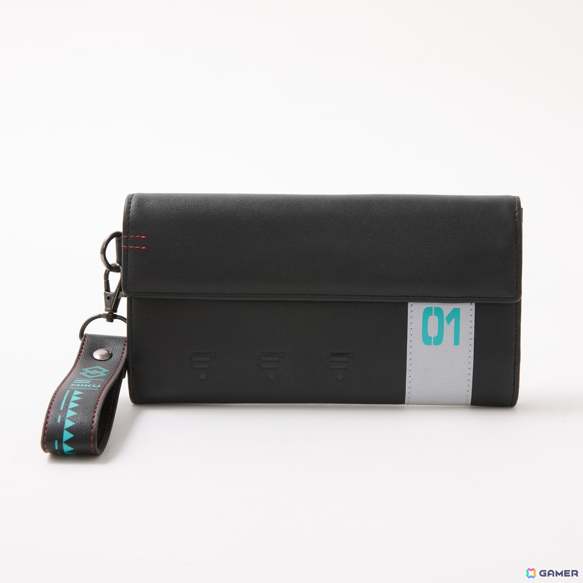 初音ミク」の腕時計・ブルゾン・長財布・ブーツが登場！ブラックにミク