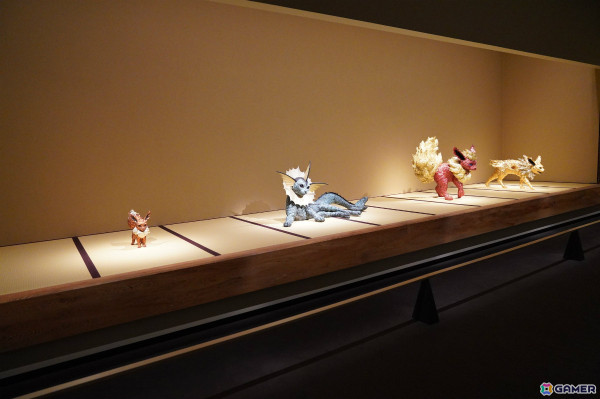 新作も加わり進化した「ポケモン×工芸展 ―美とわざの大発見―」がMOA美術館で開幕！伝統柄“工字繋ぎ”の着物を身につけたピカチュウも登場の画像7