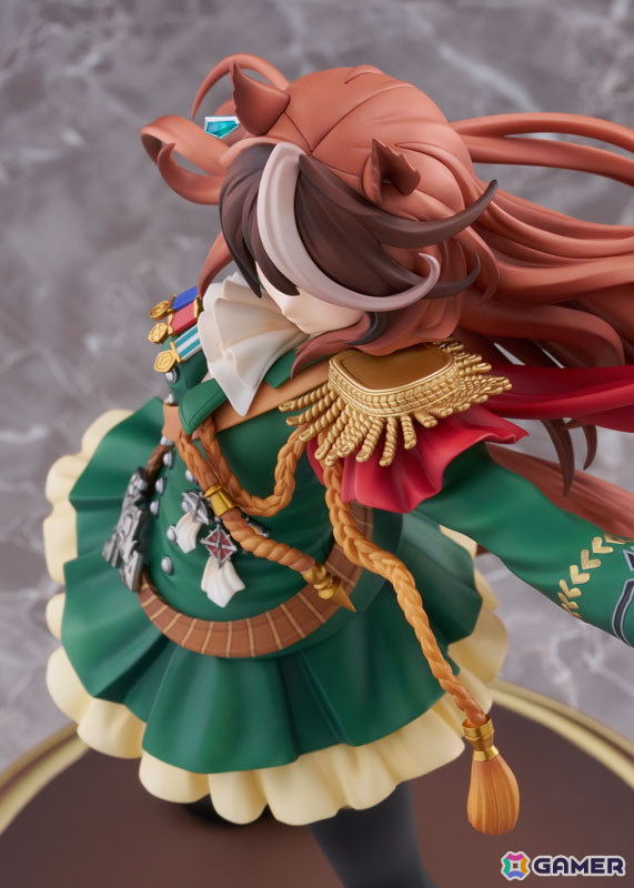 ウマ娘 プリティーダービー」シンボリルドルフが勝負服［ロード