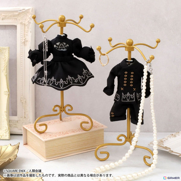 アニメ「NieR:Automata Ver1.1a」より2Bと9Sのトルソー型アクセサリースタンドが受注生産商品で登場！の画像1