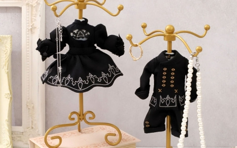 アニメ「NieR:Automata Ver1.1a」より2Bと9Sのトルソー型アクセサリースタンドが受注生産商品で登場!
