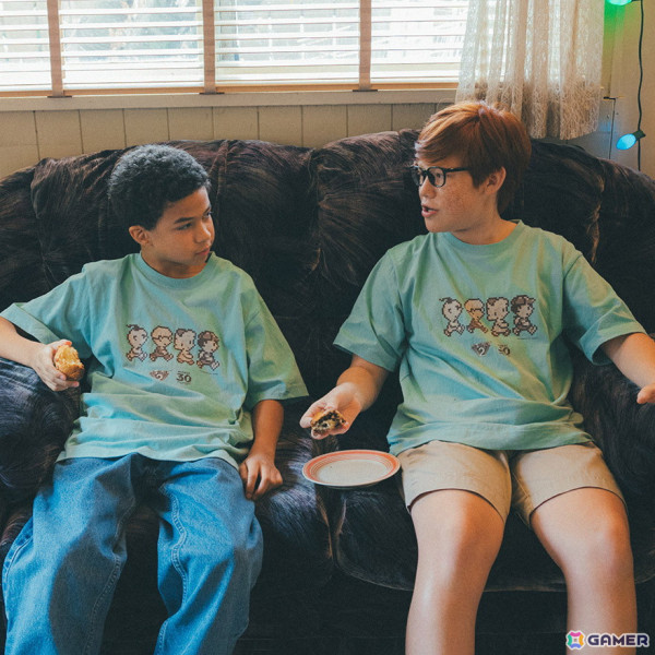 「MOTHER2」に出てきた“タッシー・ウォッチング隊”の公式（?）Tシャツが8月1日発売！あなたもタス湖でキャンプしませんか？の画像4
