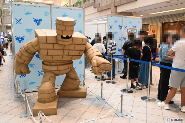 現在開催中の「ドラゴンクエストカーニバル in 横浜・みなとみらい」をレポート！スカイガーデンには「DQIII」ファン必見の展示もの画像21