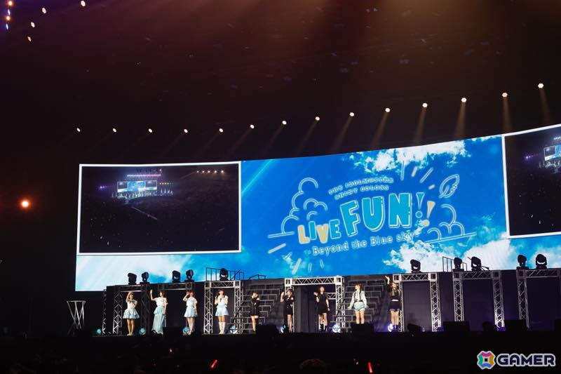 「シャニマスLIVEFUN」DAY1をレポート！ファンの青年（CV：岡本信彦）と少女（CV：ファイルーズあい）がアニメの時空からまさかの未来に？！の画像