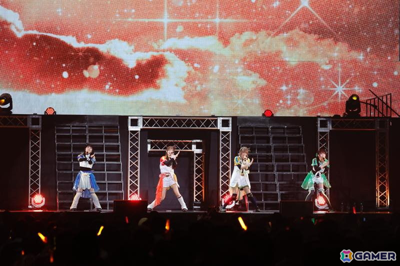 「シャニマスLIVEFUN」DAY1をレポート！ファンの青年（CV：岡本信彦）と少女（CV：ファイルーズあい）がアニメの時空からまさかの未来に？！の画像