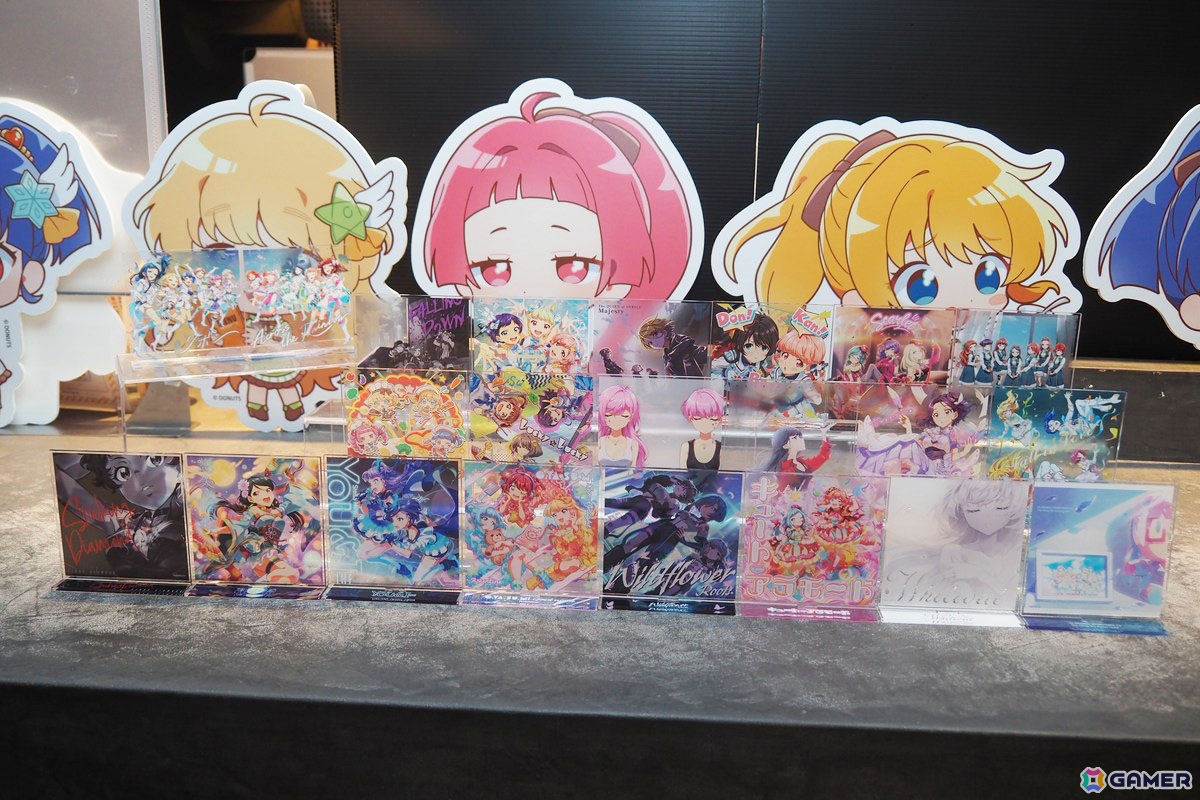 ナナシス」コドモ連合にちなんだメニューやグッズが登場！SMILE BASE