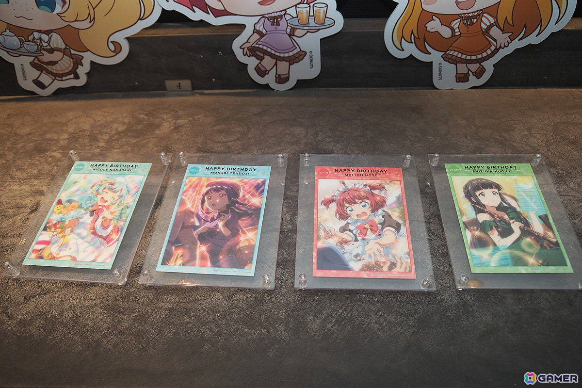 ナナシス」コドモ連合にちなんだメニューやグッズが登場！SMILE BASE