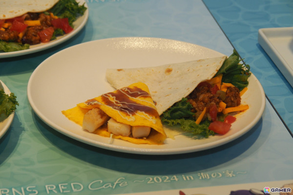 「ヘブンバーンズレッドカフェ ～2024 in 海の家～」が開催中！店内の模様や「ヘブバン」ならではのオリジナルメニュ－を紹介の画像13