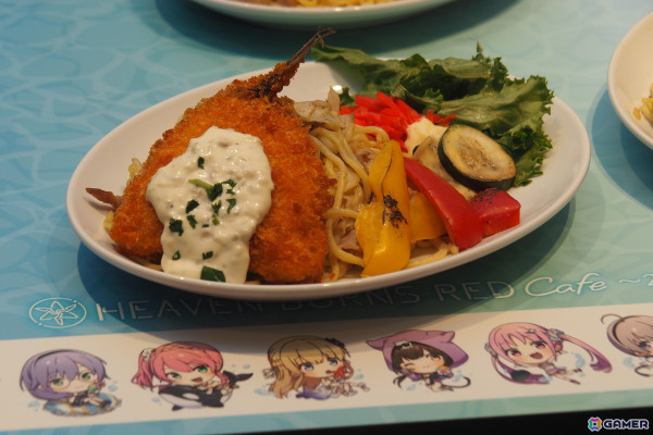 「ヘブンバーンズレッドカフェ ～2024 in 海の家～」が開催中！店内の模様や「ヘブバン」ならではのオリジナルメニュ－を紹介の画像9