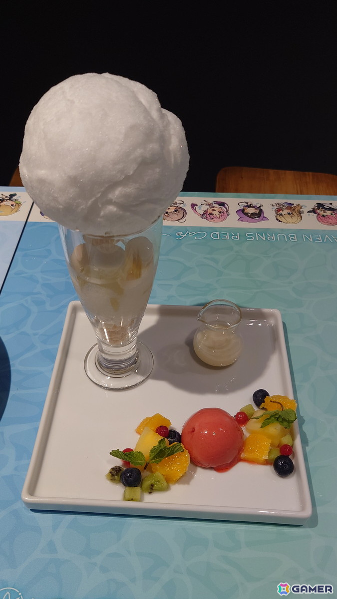 「ヘブンバーンズレッドカフェ ～2024 in 海の家～」が開催中！店内の模様や「ヘブバン」ならではのオリジナルメニュ－を紹介の画像18