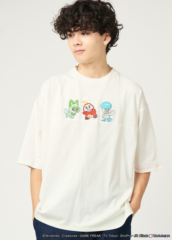 「ポケットモンスター」ピカチュウ、イーブイ、カビゴン、レックウザなどがデザインされたグラニフコラボのオリジナルアイテムが8月27日より販売！の画像