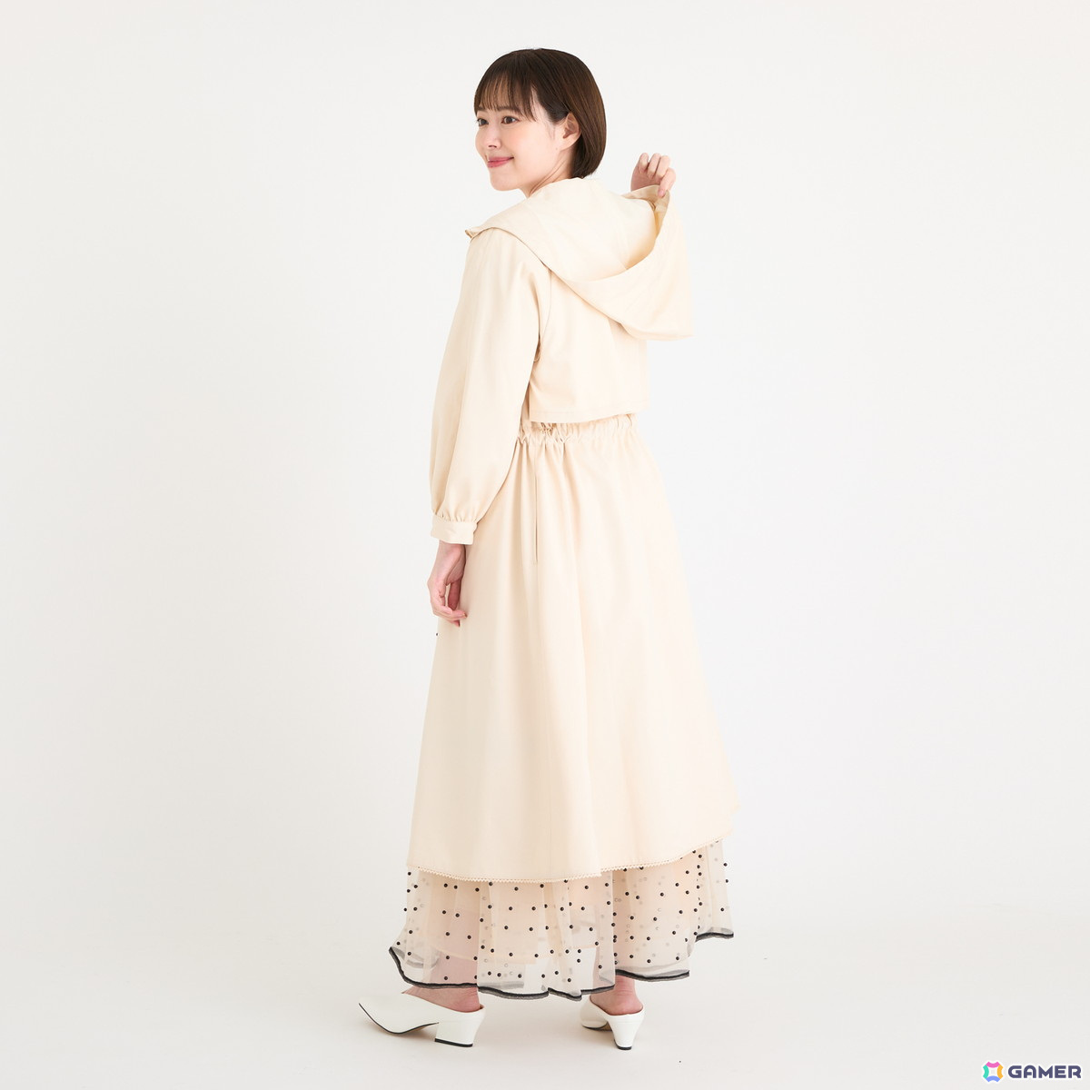 「刀剣乱舞ONLINE」三日月宗近、山姥切国広、膝丸モデルのコラボアウターが登場！刀剣男士紋をあしらったタグや近侍ピン風のラペルピンなど細部まで再現の画像21