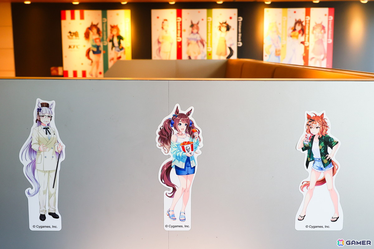 KFC 池袋西口店を「ウマ娘」が全フロアジャック！9月13日まで期間限定でラッピング店舗がオープンの画像14
