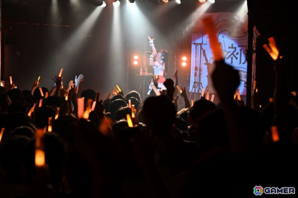「学マス DEBUT LIVE 初 TOUR -初心公演-」名古屋クラブクアトロ公演レポート！新ソロ曲「L.U.V」「Fragile Heart」「ときめきのソルフェージュ」も披露の画像13