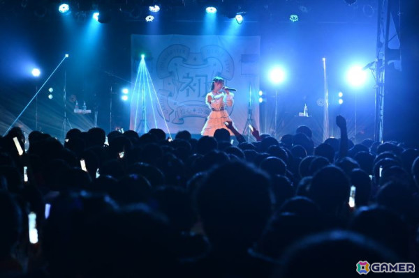 「学マス DEBUT LIVE 初 TOUR -初心公演-」名古屋クラブクアトロ公演レポート！新ソロ曲「L.U.V」「Fragile Heart」「ときめきのソルフェージュ」も披露の画像24