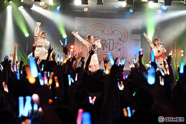 「学マス DEBUT LIVE 初 TOUR -初心公演-」名古屋クラブクアトロ公演レポート！新ソロ曲「L.U.V」「Fragile Heart」「ときめきのソルフェージュ」も披露の画像69