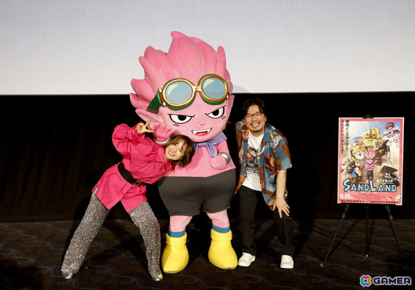 映画「SAND LAND」ベルゼブブ役の田村睦心さんと監督の横嶋俊久氏に加えてベルゼブブも登壇した公開1周年記念舞台挨拶のオフィシャルレポートが到着！の画像2