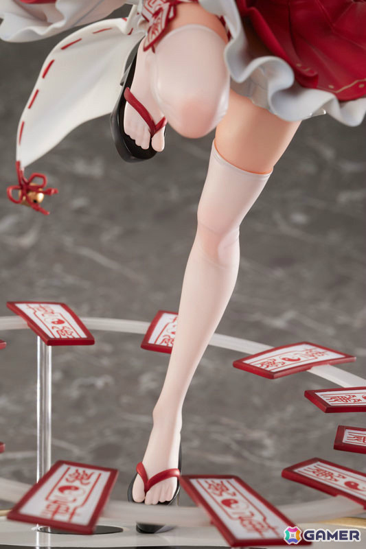 「東方Project」より「永遠の巫女 博麗霊夢」1/6スケールフィギュアが登場！豊富な差し替えパーツや原画タペストリーなどが付いた豪華版もの画像12