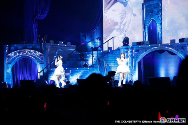勇者が仲間とともに強大な悪に立ち向かう！「アイドルマスター シンデレラガールズ」単独ライブ「STARLIGHT FANTASY」DAY1レポートの画像16