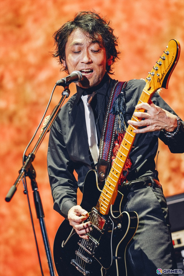 横アリに光の戦士が集結！結成10年を迎えた「THE PRIMALS Live in Japan - Darkest Before Dawn」9月22日公演をレポートの画像8