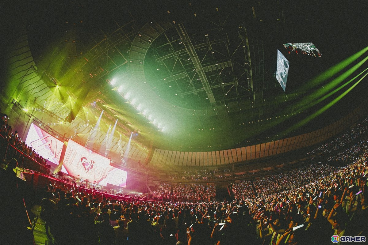 横アリに光の戦士が集結！結成10年を迎えた「THE PRIMALS Live in Japan - Darkest Before Dawn」9月22日公演をレポートの画像18