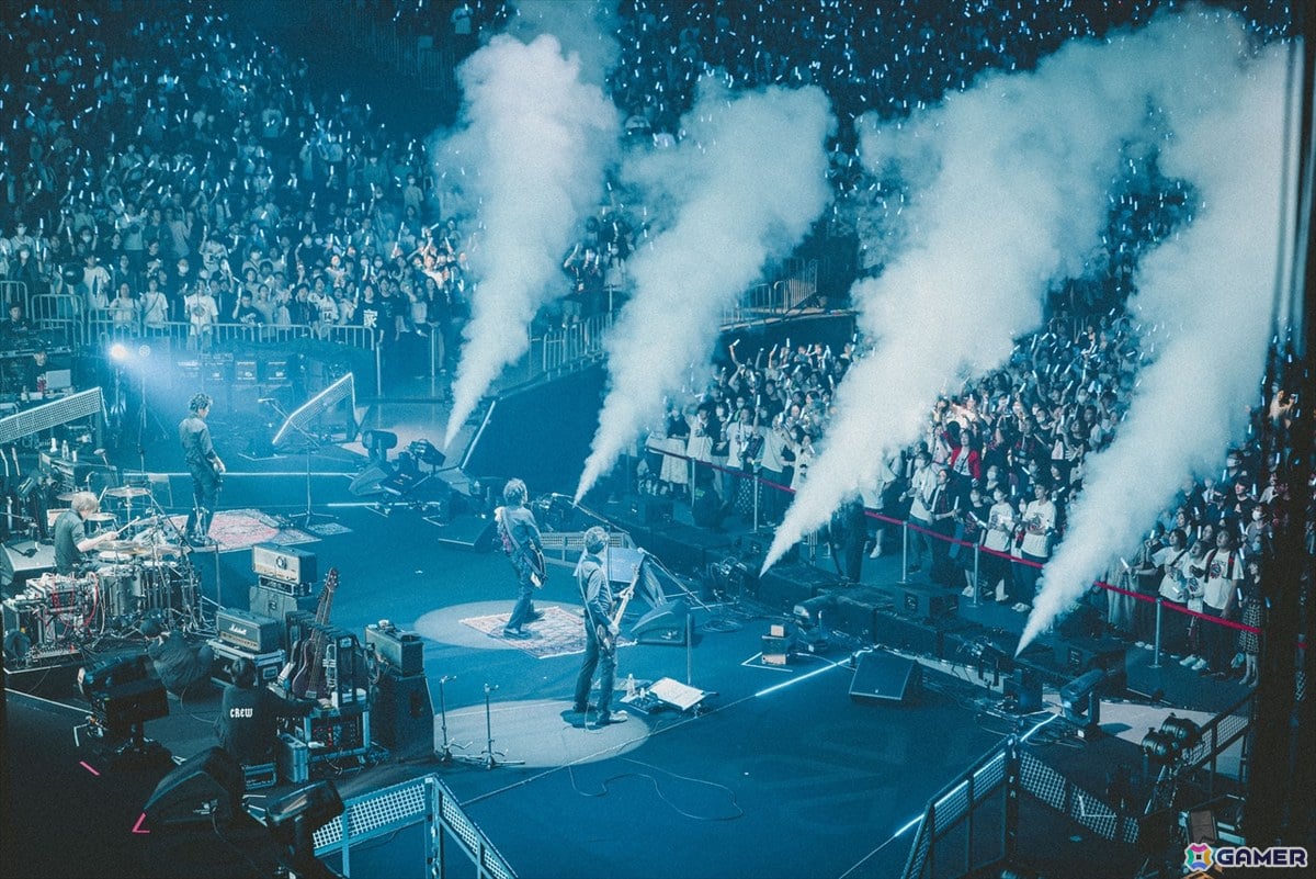 横アリに光の戦士が集結！結成10年を迎えた「THE PRIMALS Live in Japan - Darkest Before Dawn」9月22日公演をレポートの画像26