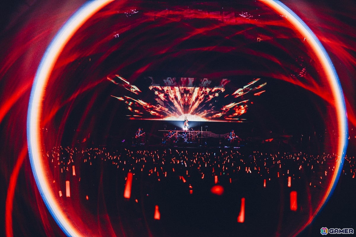 横アリに光の戦士が集結！結成10年を迎えた「THE PRIMALS Live in Japan - Darkest Before Dawn」9月22日公演をレポートの画像29
