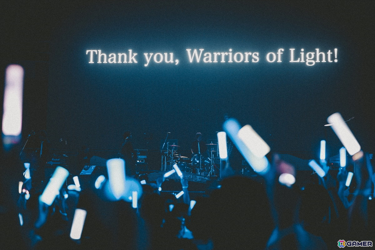 横アリに光の戦士が集結！結成10年を迎えた「THE PRIMALS Live in Japan - Darkest Before Dawn」9月22日公演をレポートの画像41